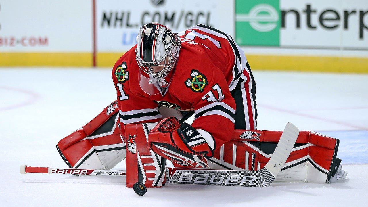 Raanta stops 32 shots, leads Blackhawks to shutout of Flyers